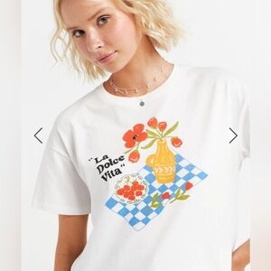 Sports Girl White Cotton La Dolce Vita Graphic Cropped Artistic T-Shirt